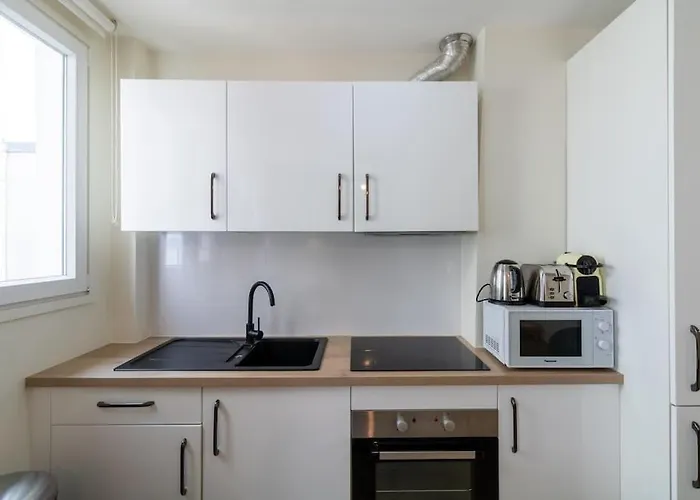 B3#Two Bedrooms#Champs Elysees#Arc De Triomphe#Ac